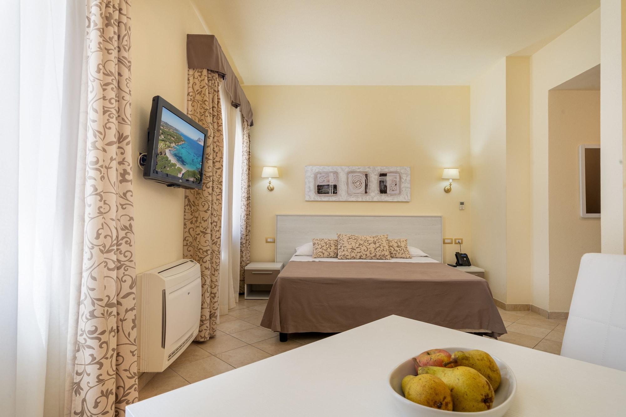 Hotel Regina Elena Olbia Eksteriør billede