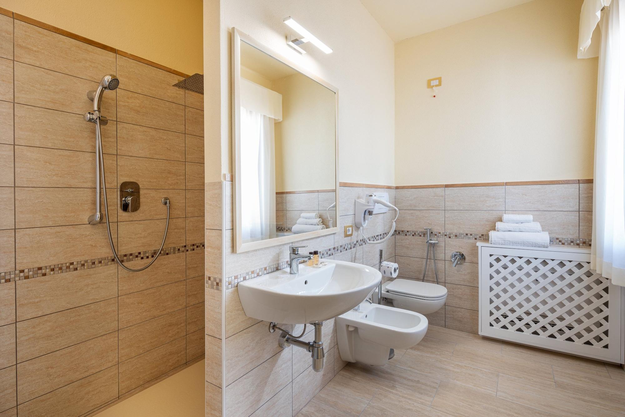 Hotel Regina Elena Olbia Eksteriør billede