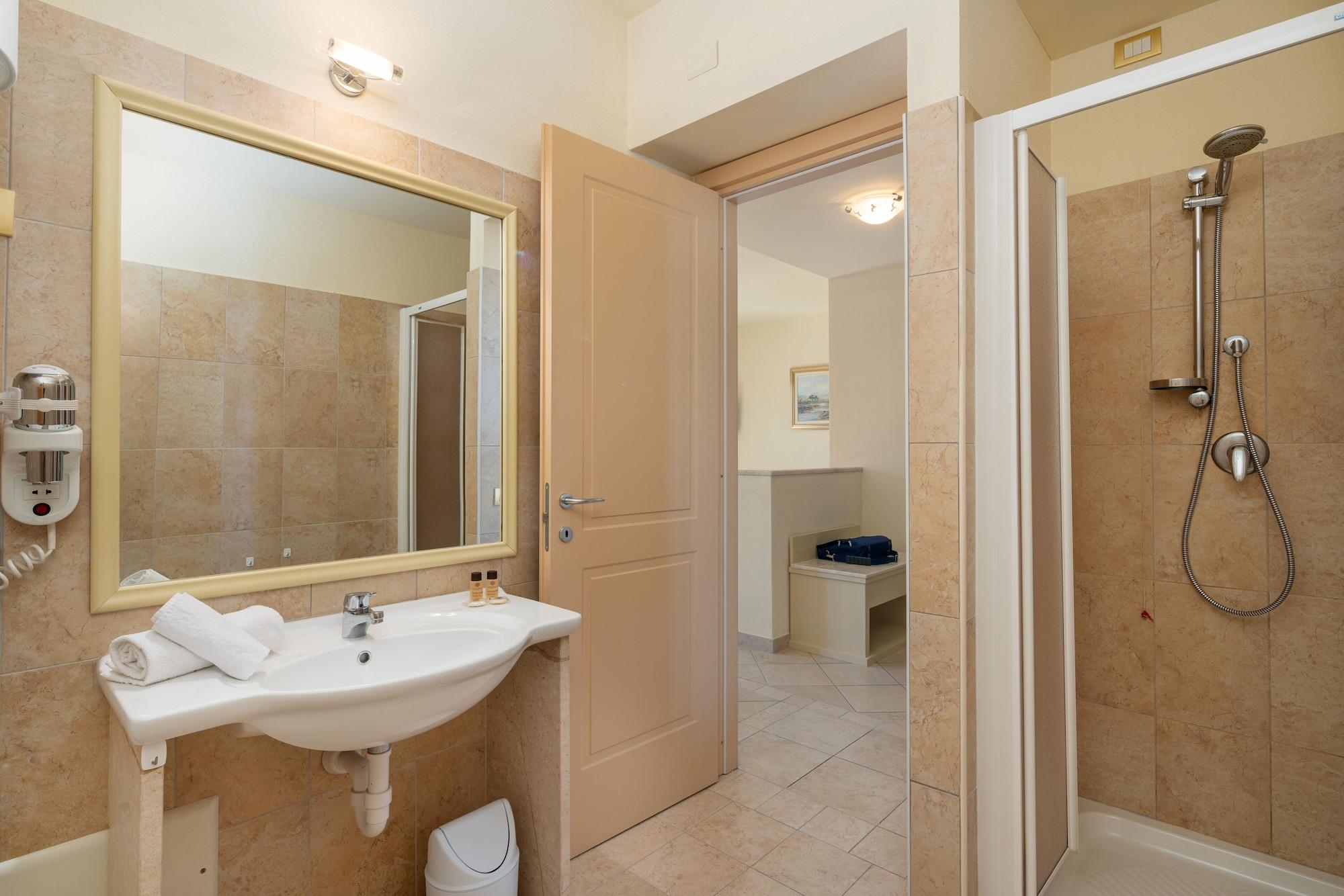 Hotel Regina Elena Olbia Eksteriør billede