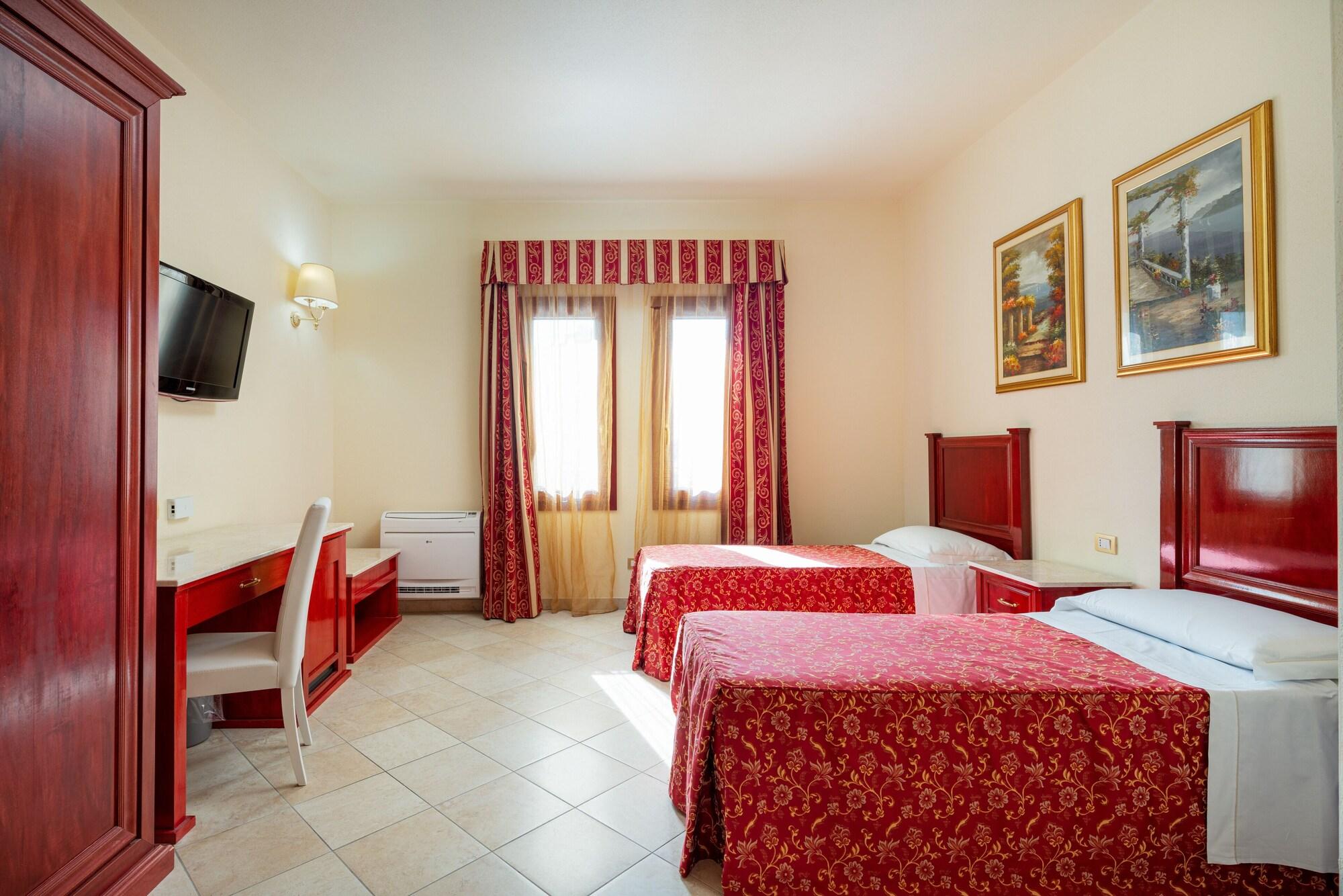 Hotel Regina Elena Olbia Eksteriør billede