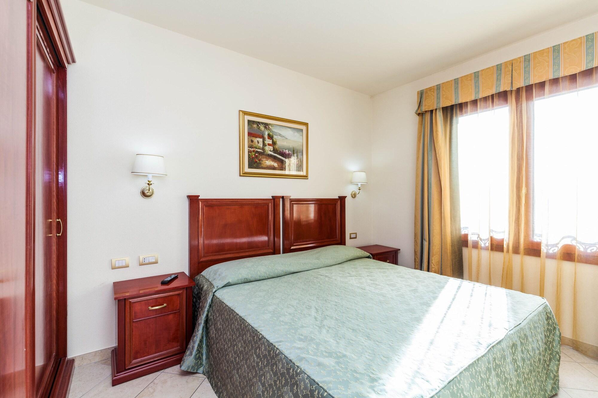 Hotel Regina Elena Olbia Eksteriør billede